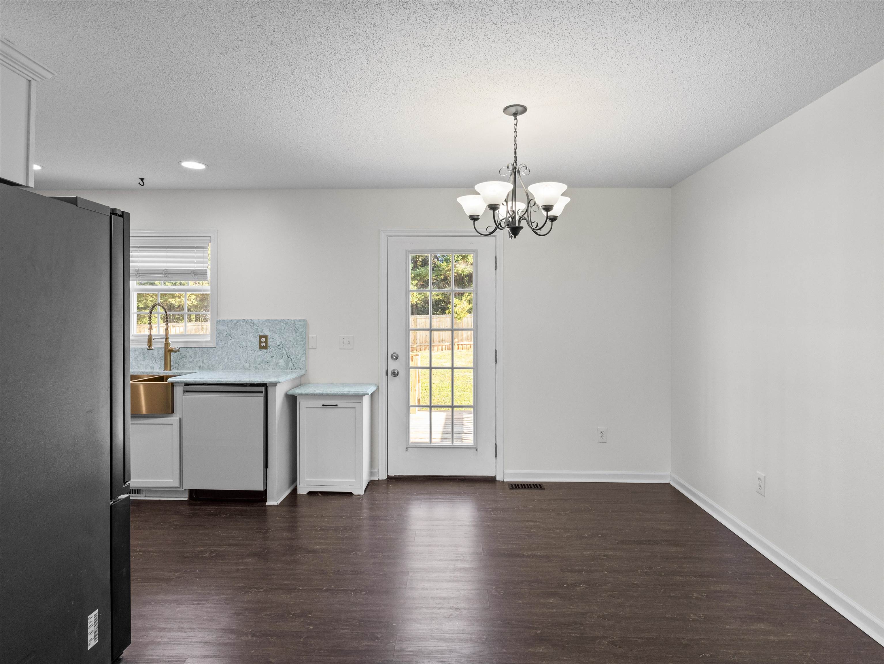 1013 Gibbs Road Wellford, SC 29385 - Photo 11 of 33 Gallery Image 11