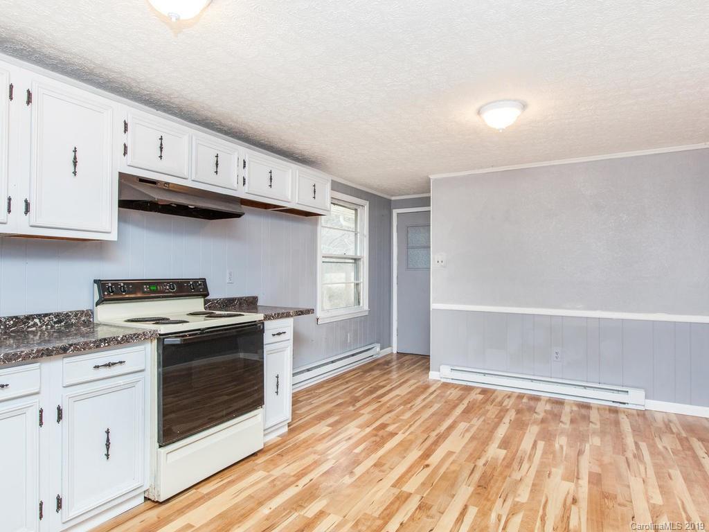 104 Walnut Cove Road Swannanoa, NC 28778 - Photo 15 of 35 Gallery Image 15