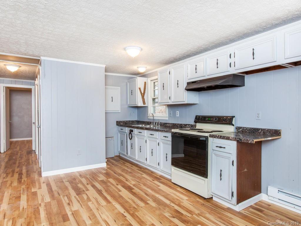 104 Walnut Cove Road Swannanoa, NC 28778 - Photo 18 of 35 Gallery Image 18