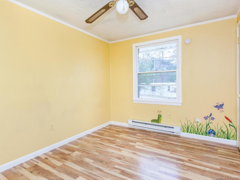 104 Walnut Cove Road Swannanoa, NC 28778 - Photo 21 of 35 Gallery Image 21