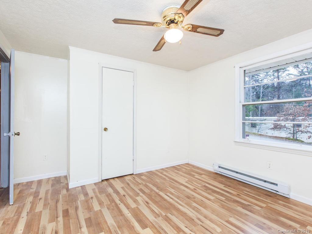 104 Walnut Cove Road Swannanoa, NC 28778 - Photo 26 of 35 Gallery Image 26
