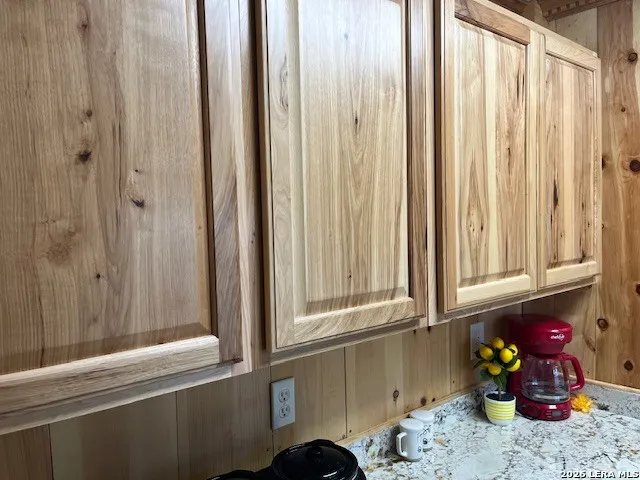 $325,000 | 3088 County Road 442, Nixon, TX 78140