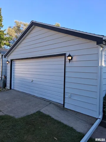 $95,000 | 702 Eaton Street, Savanna, IL 61074