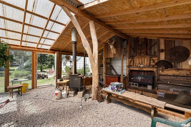 $95,000 | 702 Eaton Street, Savanna, IL 61074