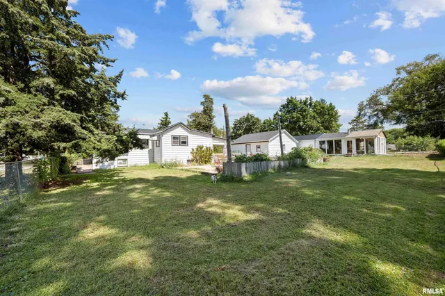 $95,000 | 702 Eaton Street, Savanna, IL 61074