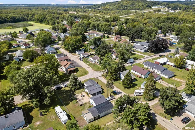 $95,000 | 702 Eaton Street, Savanna, IL 61074