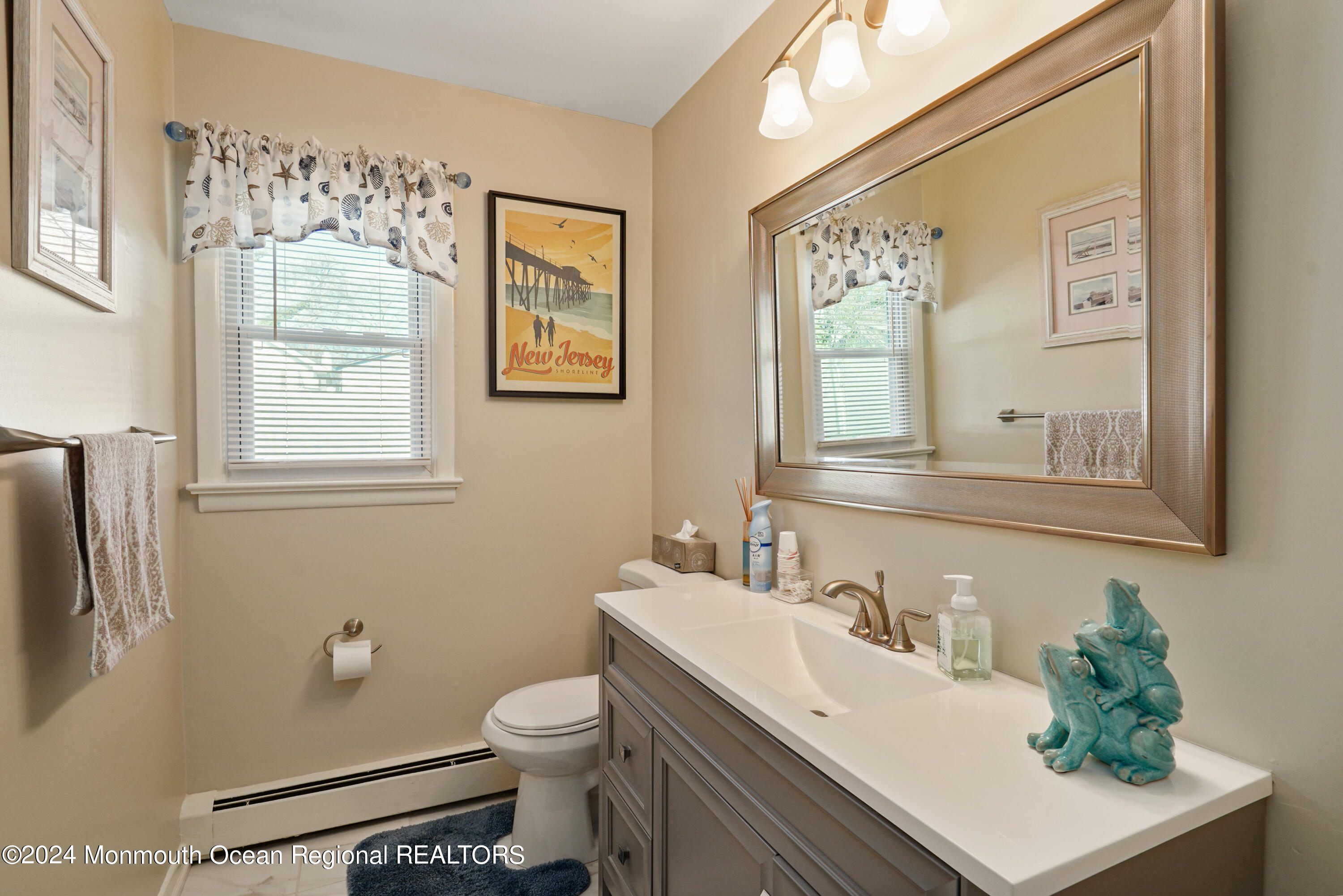 223 Robbins Road Neptune Township, NJ 07753 - Photo 20 of 33 DSC09064