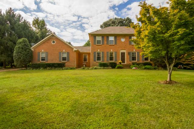 204 Apple Valley Road Lebanon, TN 37087 - Photo 2 of 20 New Trane HVAC*Roof 3 yrs *30 Dogwood-12 Japanese Maple Trees*