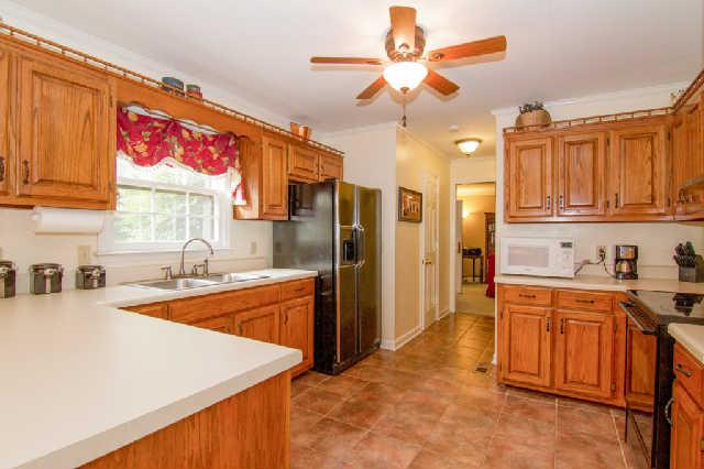 204 Apple Valley Road Lebanon, TN 37087 - Photo 7 of 20 Custom Oak Cabinets-Tiled Floors in Kitchen Area