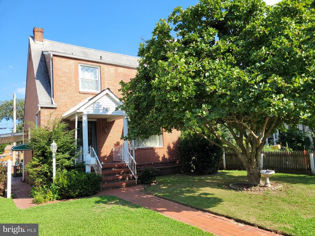 31 Township Road Dundalk, MD 21222 - Photo 1 of 24