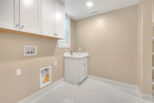 a view of empty room