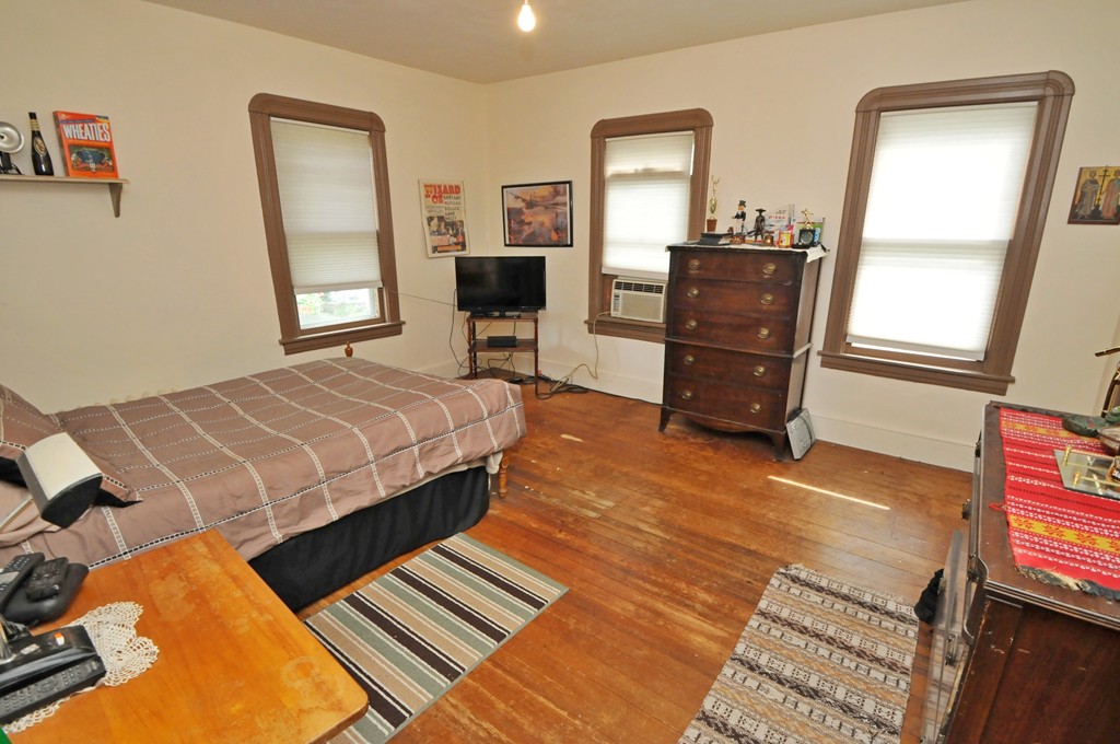61 Somerset Street Springfield, MA 01108 - Photo 16 of 20 Gallery Image 16