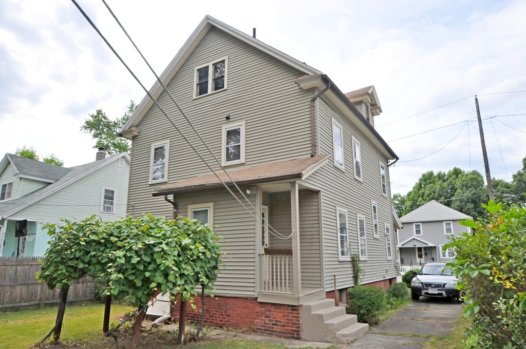 61 Somerset Street Springfield, MA 01108 - Photo 4 of 20 Gallery Image 4