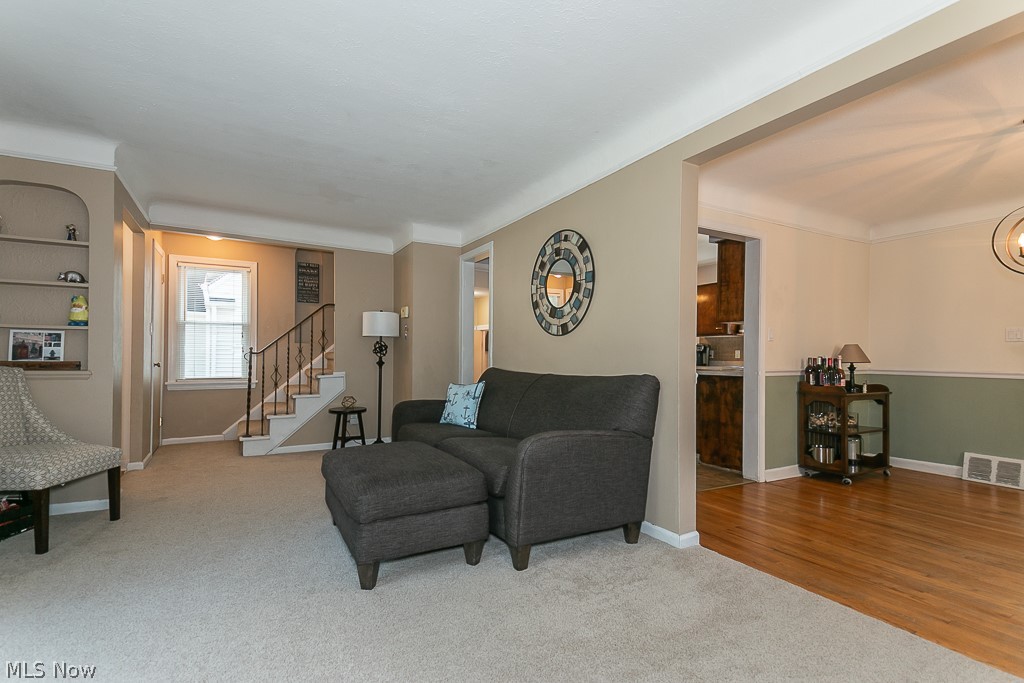 1100 Churchill Road Lyndhurst, OH 44124 - Photo 7 of 31