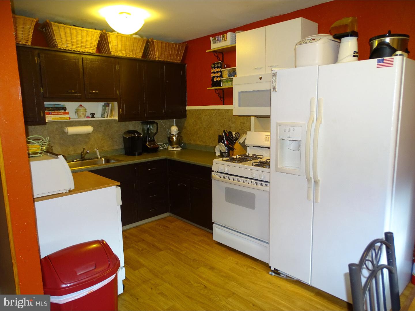 12403 Tyrone Road Philadelphia, PA 19154 - Photo 8 of 23 Kitchen