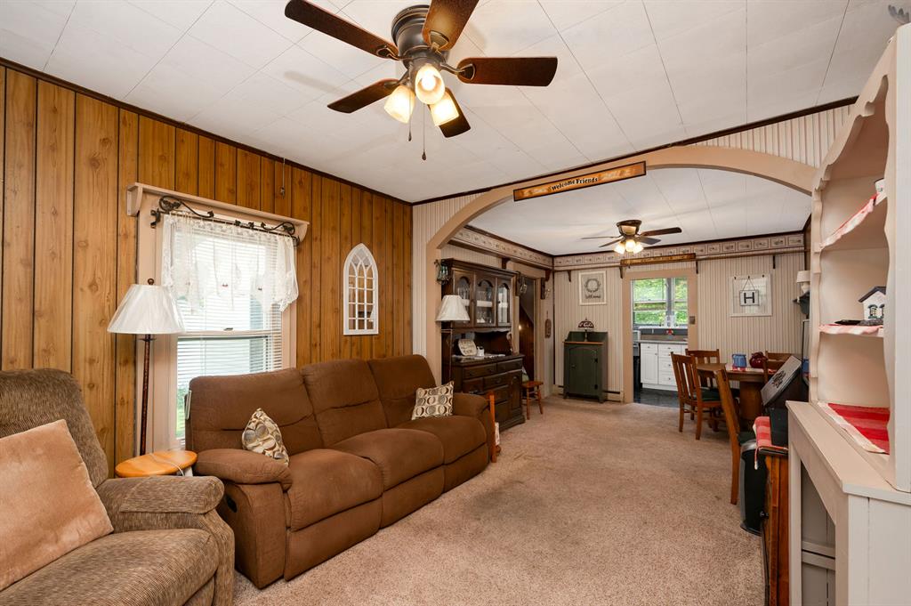 422 McCalmont Road Renfrew, PA 16053 - Photo 7 of 32