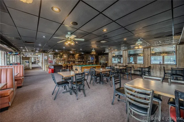 $319,000 | 33023 Highway 7, Edwards, MO 65326