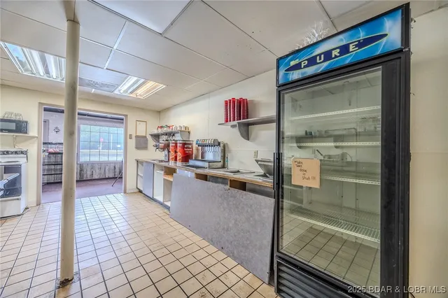 $319,000 | 33023 Highway 7, Edwards, MO 65326