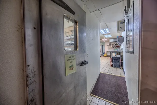 $319,000 | 33023 Highway 7, Edwards, MO 65326