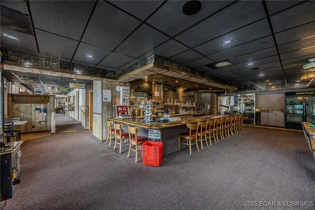 $319,000 | 33023 Highway 7, Edwards, MO 65326