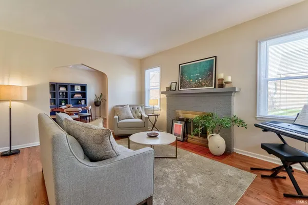 $329,000 | 401-403 South Lincoln Park Drive, Evansville, IN 47714