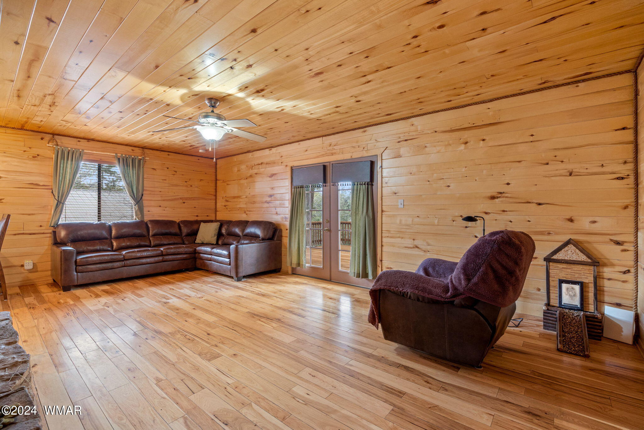 2097 Best Drive Overgaard, AZ 85933 - Photo 6 of 34 Gallery Image 6