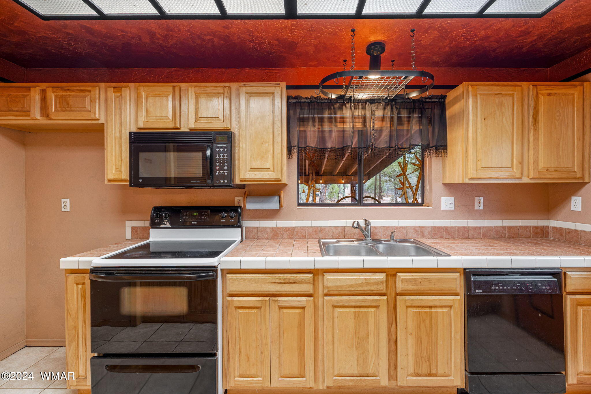 2097 Best Drive Overgaard, AZ 85933 - Photo 10 of 34 Gallery Image 10