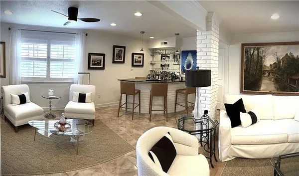 $689,000 | 3617 Edenborn Avenue, Metairie, LA 70002