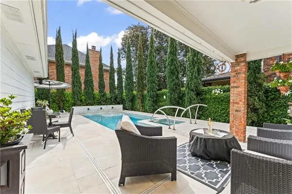 $689,000 | 3617 Edenborn Avenue, Metairie, LA 70002