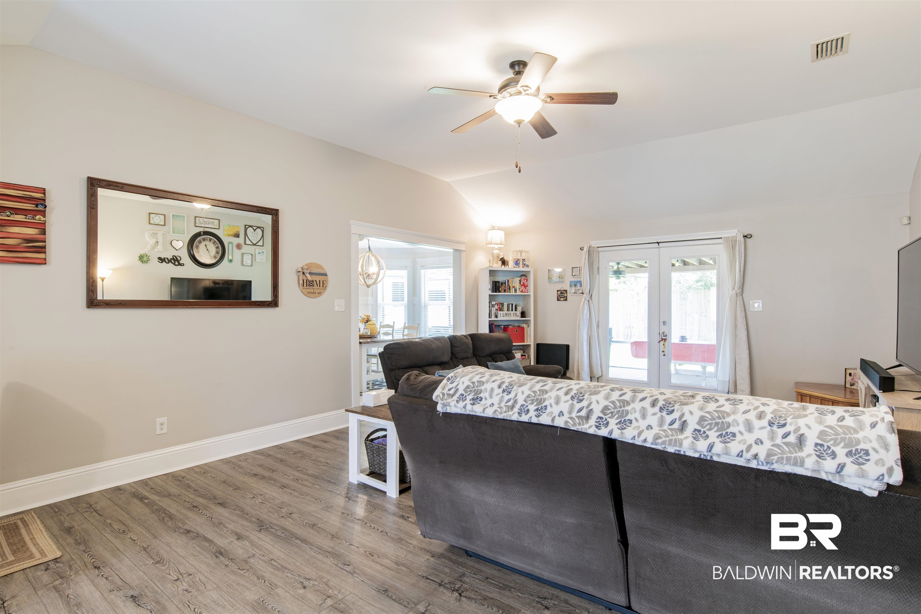 3230 Bloomington Drive Mobile, AL 36695 - Photo 5 of 24
