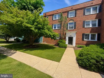 $145,000 | 3823 W Street Southeast, Unit 201, Washington, DC 20020