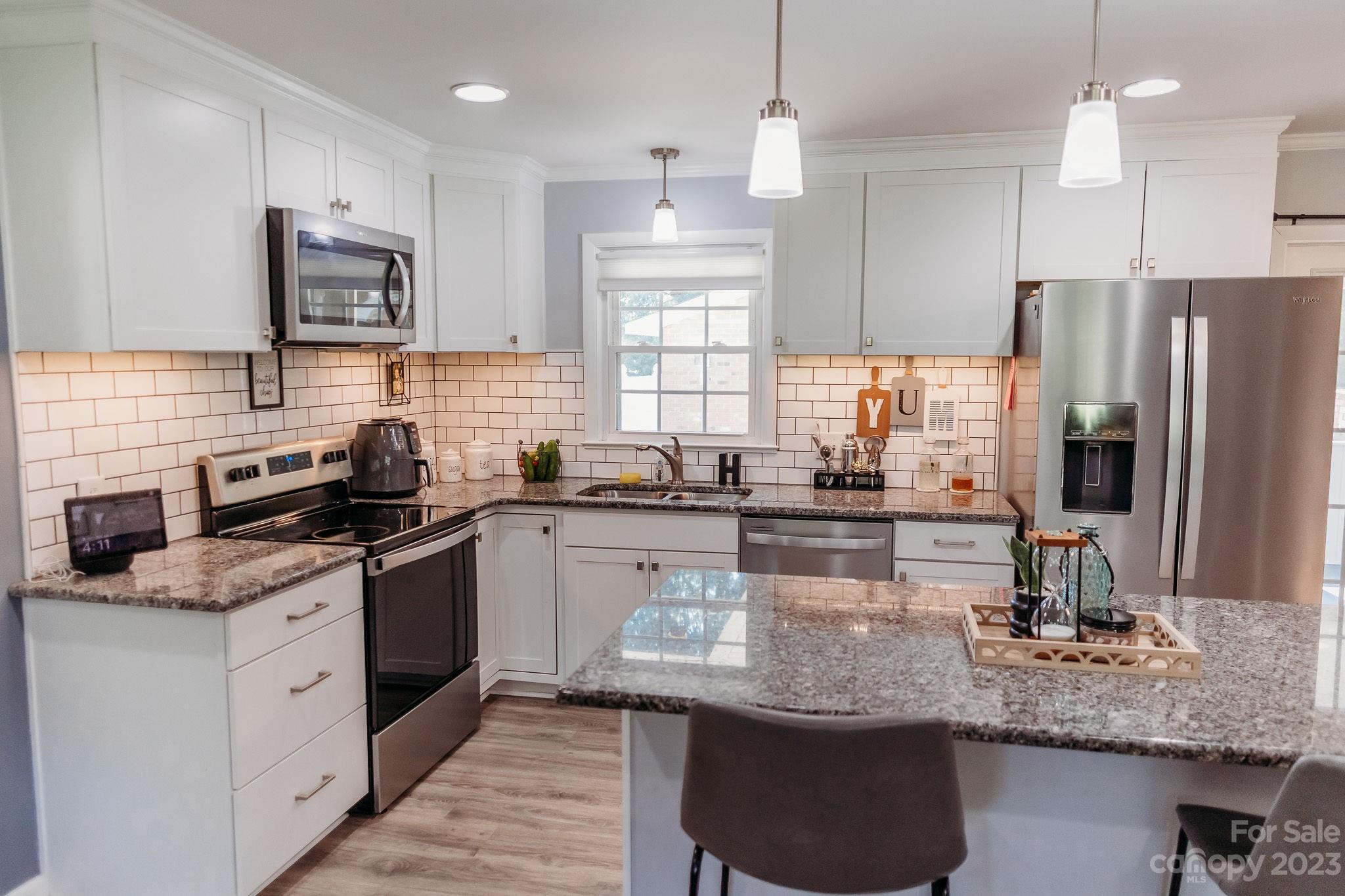 36391 Oakhurst Road Albemarle, NC 28001 - Photo 5 of 46 Gallery Image 5
