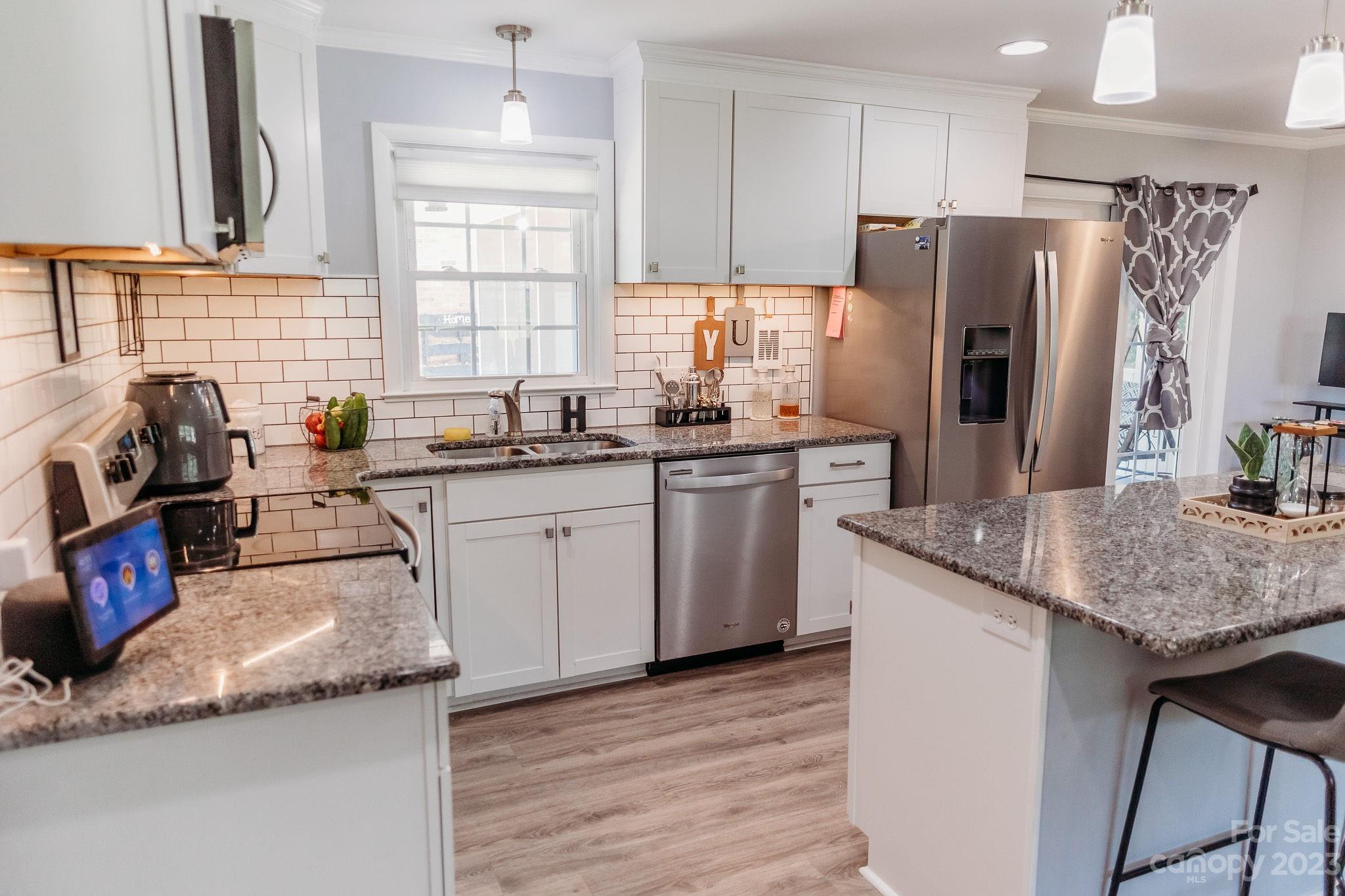 36391 Oakhurst Road Albemarle, NC 28001 - Photo 6 of 46 Gallery Image 6