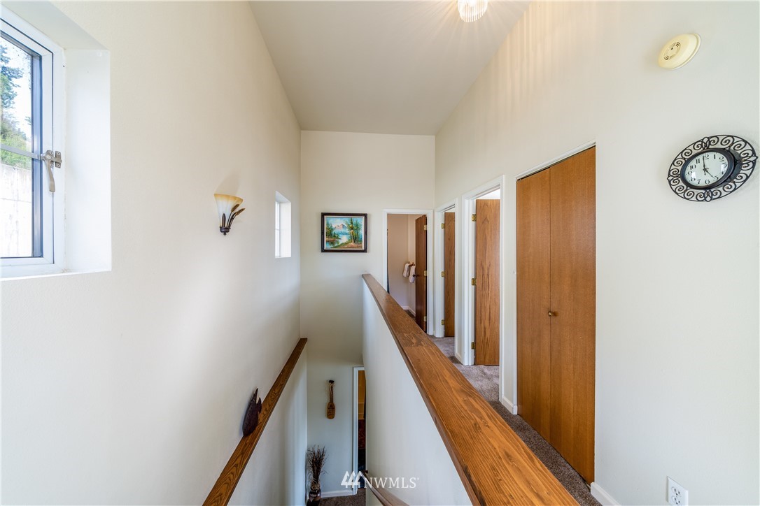 4126 South Lakeshore Road Chelan, WA 98816 - Photo 13 of 25 Gallery Image 13