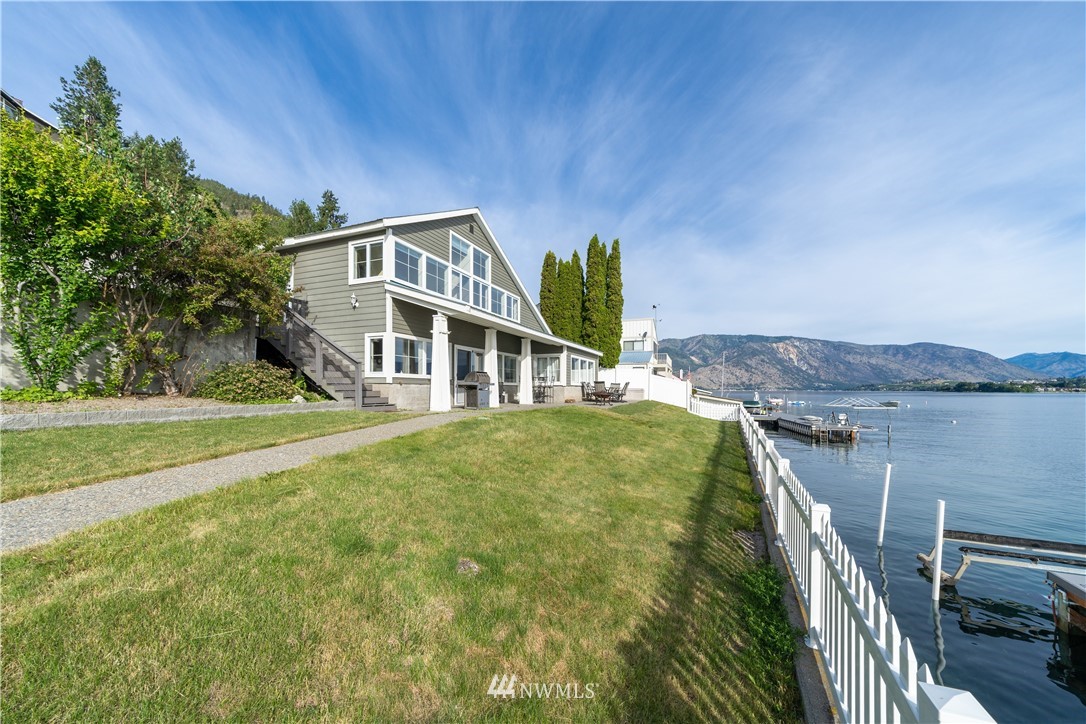 4126 South Lakeshore Road Chelan, WA 98816 - Photo 9 of 25 Gallery Image 9