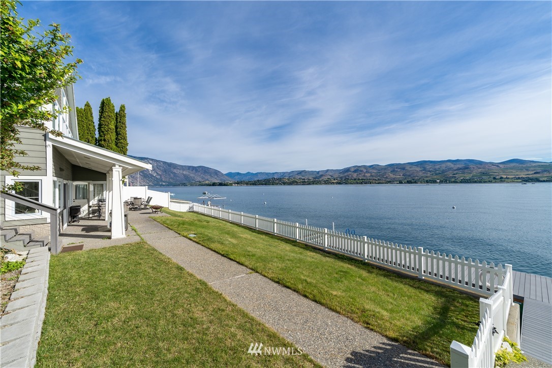 4126 South Lakeshore Road Chelan, WA 98816 - Photo 10 of 25 Gallery Image 10