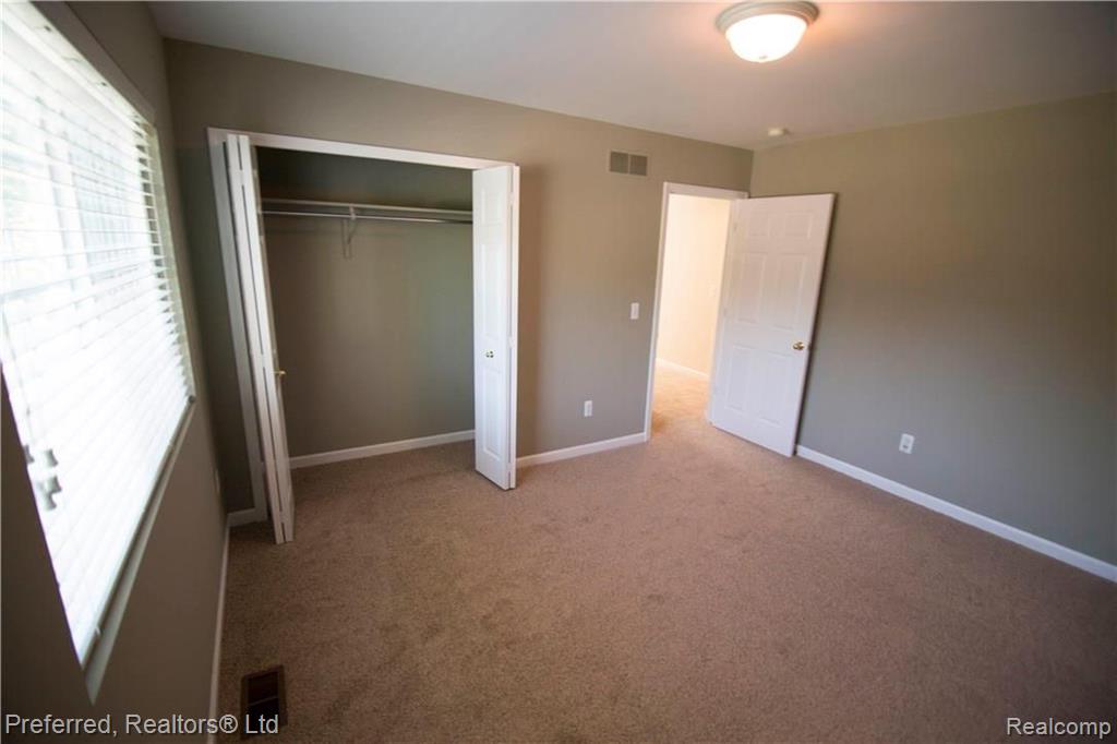 18270 West Eleven Mile Road Southfield, MI 48076 - Photo 36 of 52