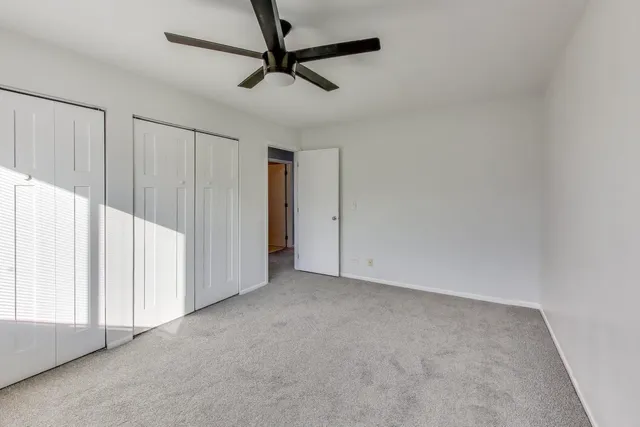 $289,990 | 106 Brittany Drive, Streamwood, IL 60107