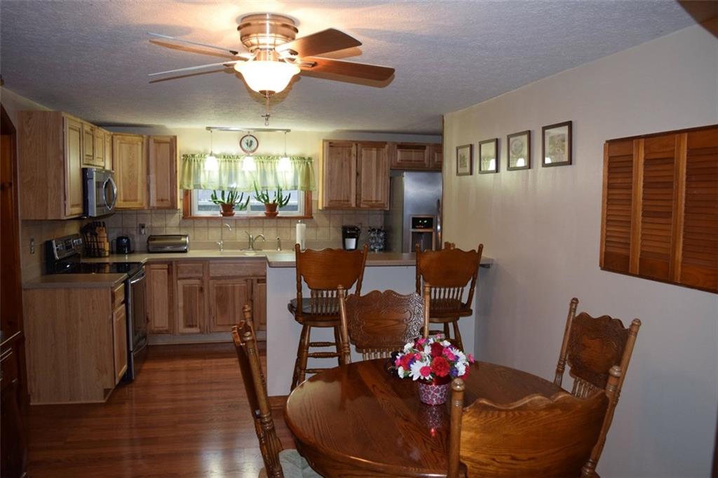 831 Clarksville Road Mercer, PA 16137 - Photo 4 of 25