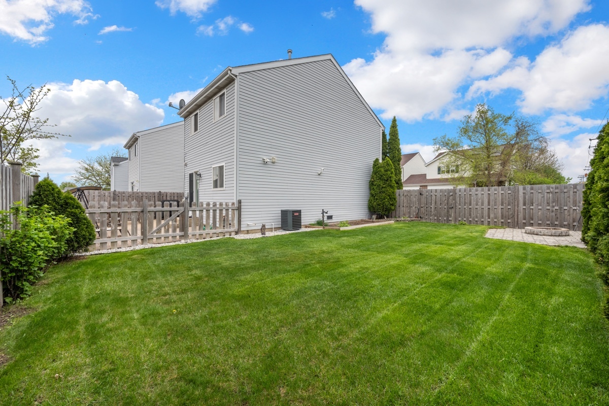 702 Windsor Lane Romeoville, IL 60446 - Photo 6 of 29 Gallery Image 6
