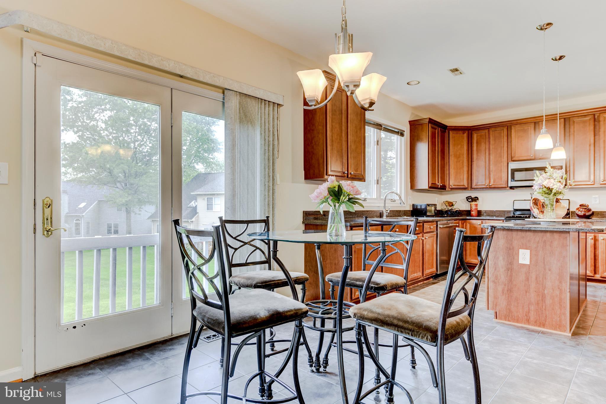 8208 Dry Ridge Road Gaithersburg, MD 20886 - Photo 15 of 41 Kitchen