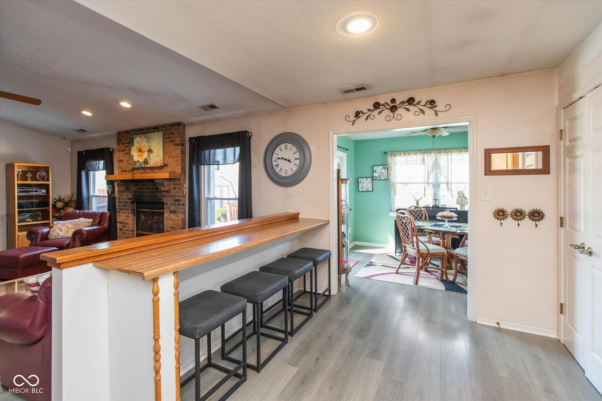 6324 Muirfield Way Indianapolis, IN 46237 - Photo 6 of 21