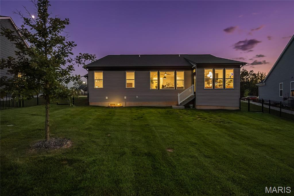 819 Upland Loop O'Fallon, MO 63368 - Photo 42 of 45