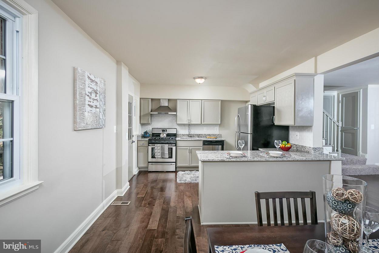 4 Dunmore Road Baltimore, MD 21228 - Photo 23 of 24 Spacious Open Floor Plan