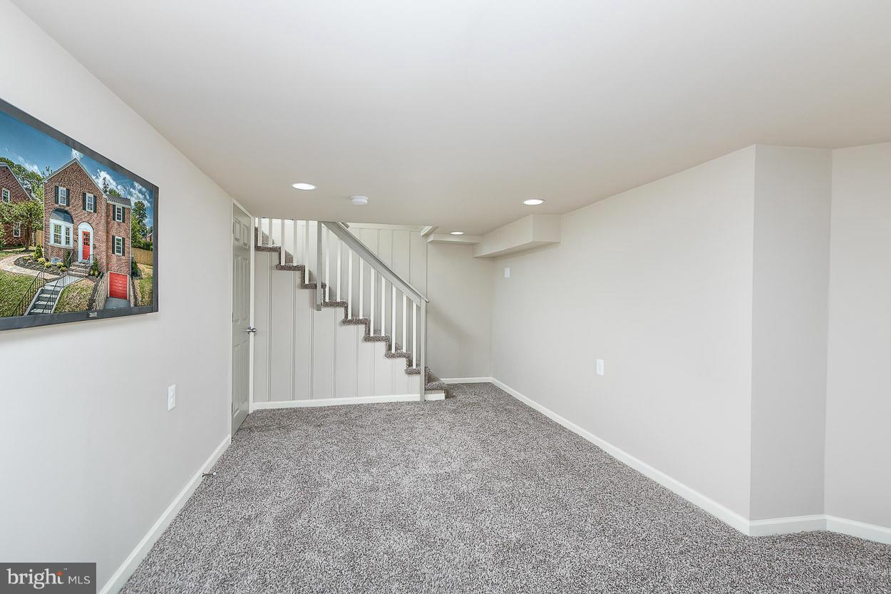 4 Dunmore Road Baltimore, MD 21228 - Photo 21 of 24 Basement