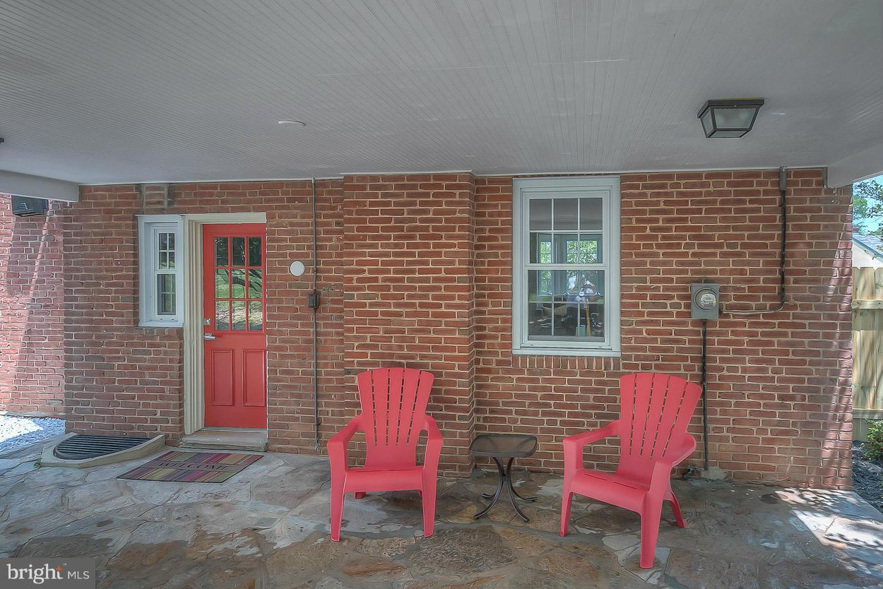 4 Dunmore Road Baltimore, MD 21228 - Photo 5 of 24 Exterior (Rear)