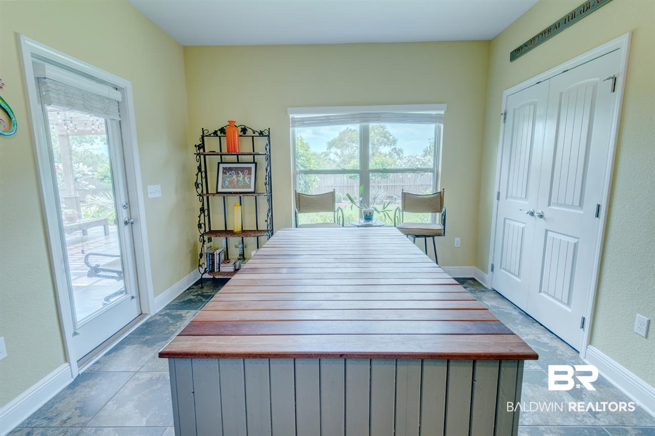 7023 Rocky Rd Loop Gulf Shores, AL 36542 - Photo 22 of 34 Large Island