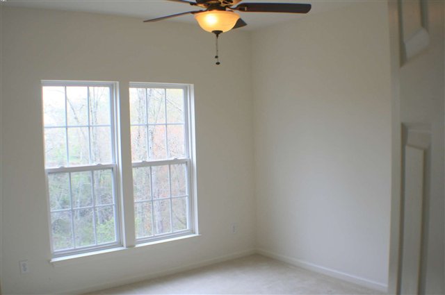 101 Hydrangea Way Simpsonville, SC 29681 - Photo 13 of 25 Gallery Image 13
