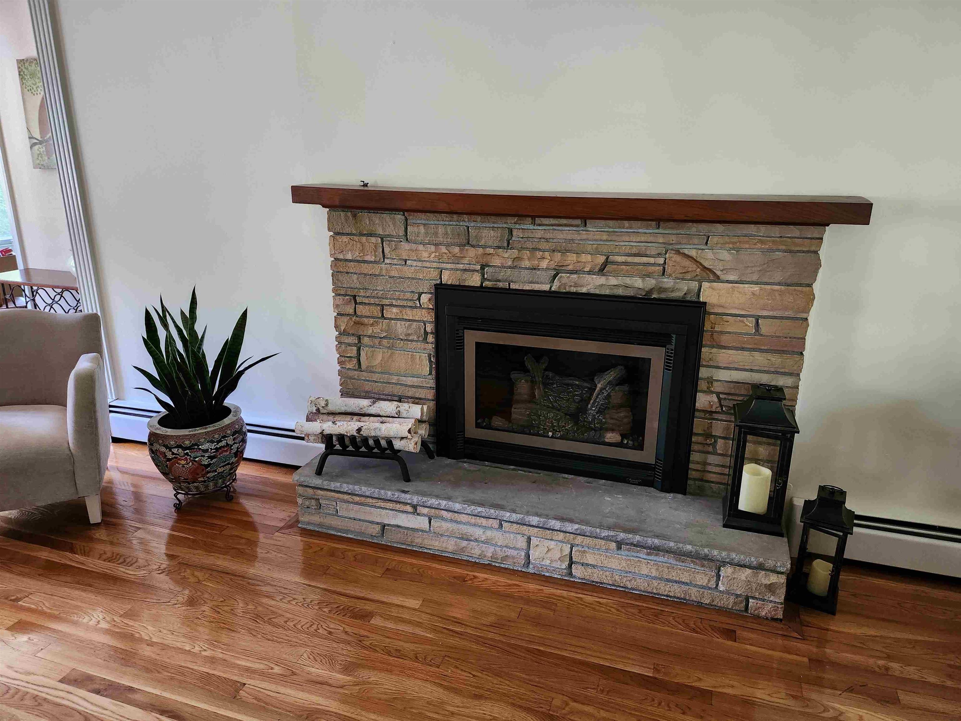 24 Chapel Road North Hampton, NH 03862 - Photo 9 of 28