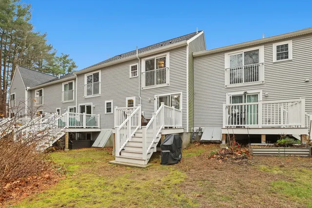 $384,900 | 585 Turnpike Street, Unit 2, Easton, MA 02375
